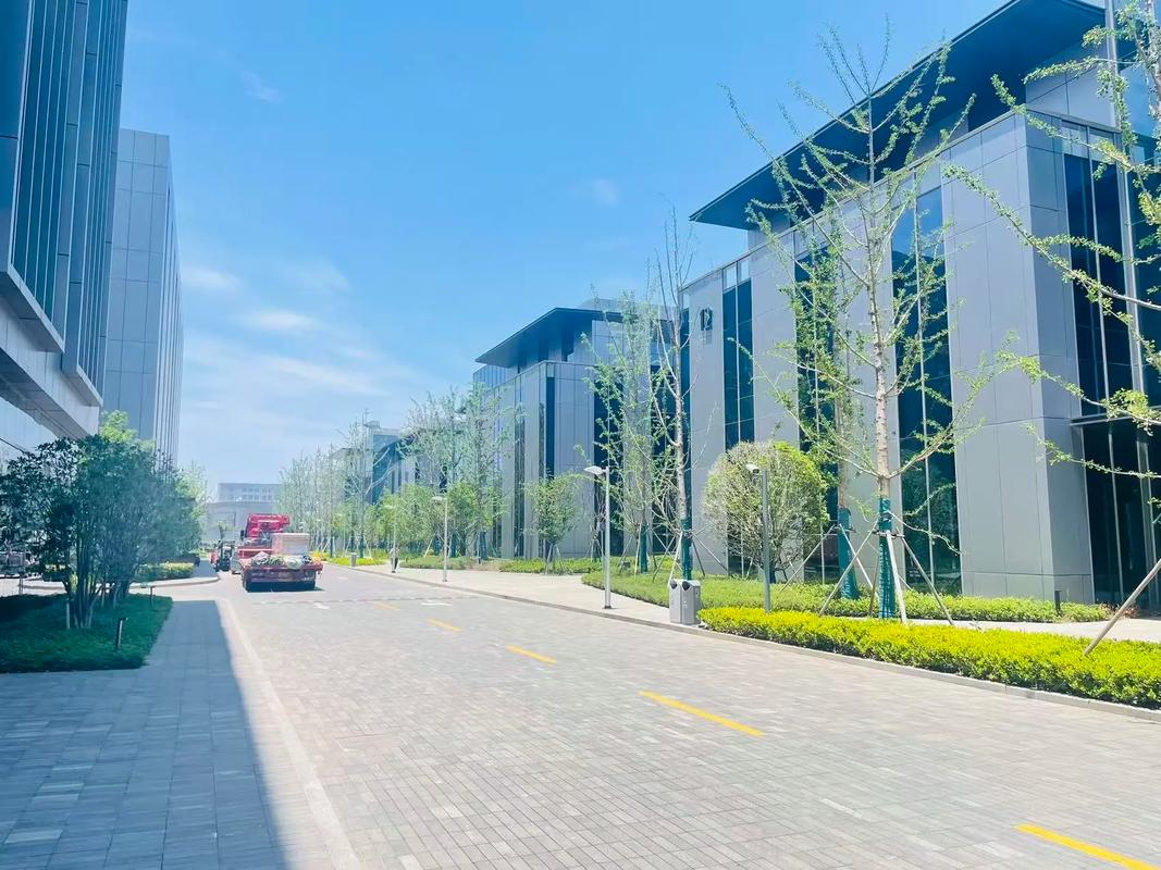 上海外高橋新展城產業園 生物醫藥研發新地標，引領生物制劑創新浪潮